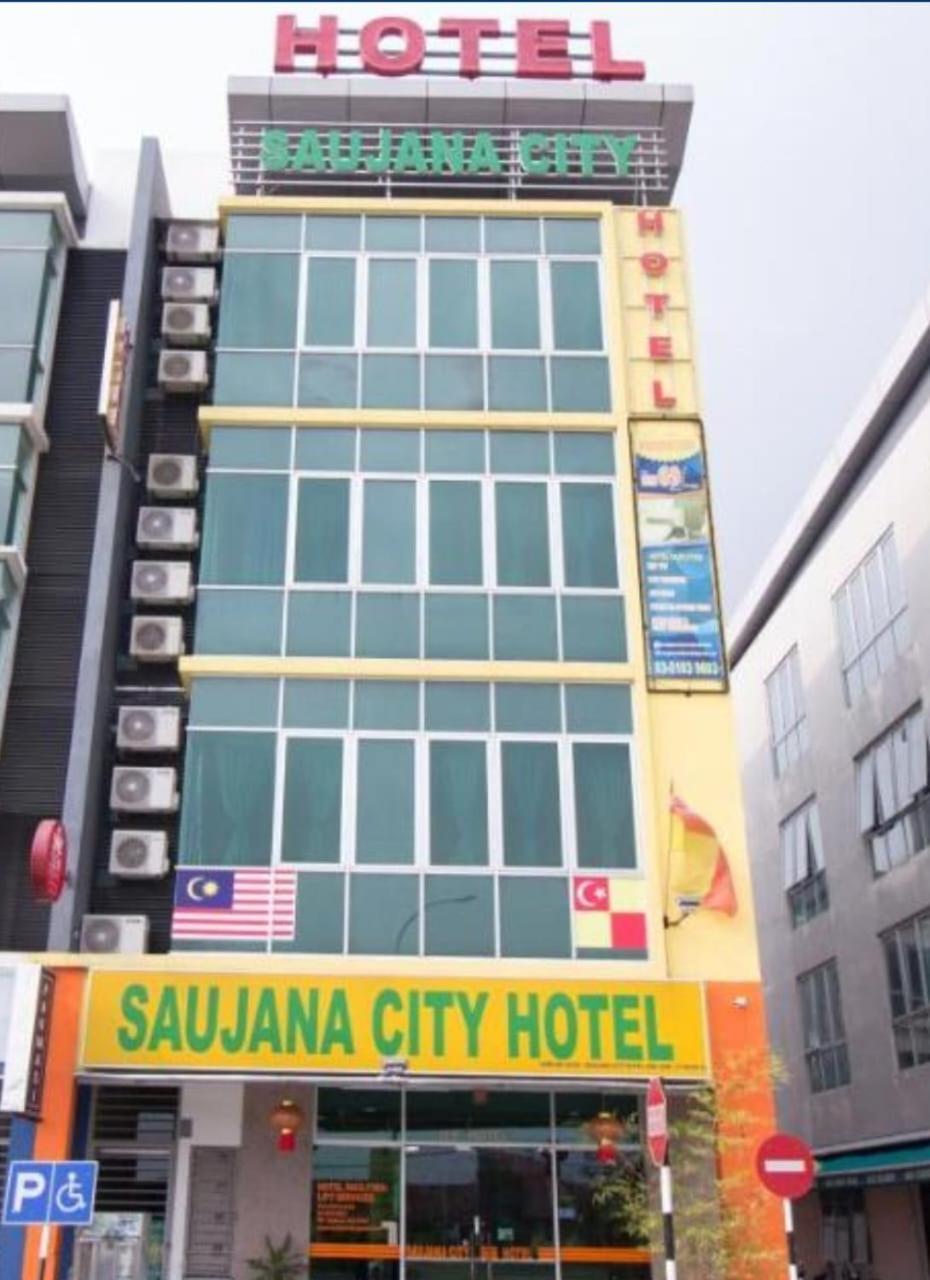 サウジャナ シティ ホテル Bandar Saujana Putra エクステリア 写真